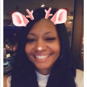 Meet your Posher, Gloria